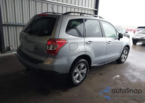 2015 Subaru Forester 2.5I Premium z USA, uszkodzony, nr VIN JF2SJADC6FH500594